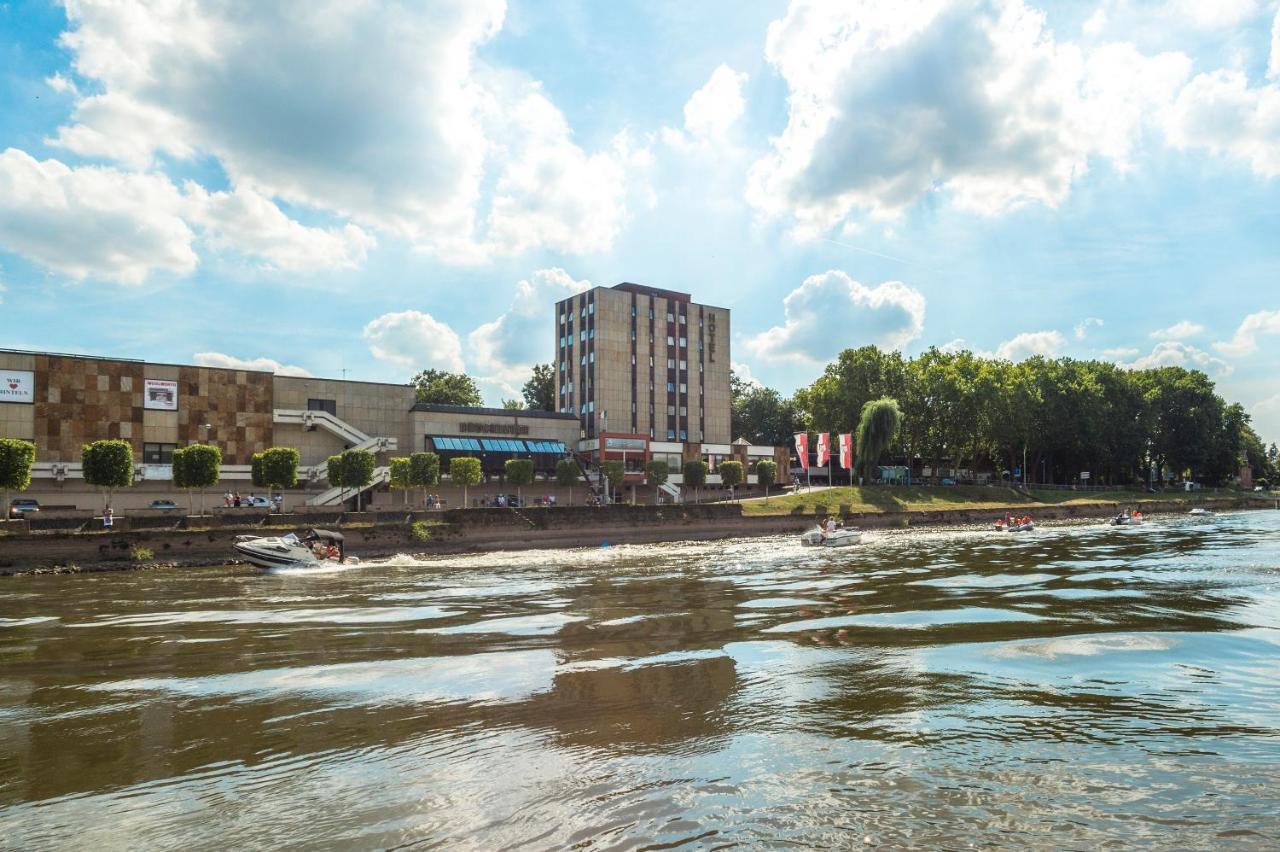 Hotel Brueckentor Ринтельн Экстерьер фото